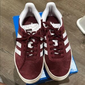 LIKE NEW - Burgundy Adidas Gazelle Bold